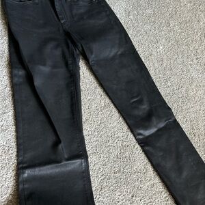 Nico Mid-Rise Straight Ankle in coated black beauty with coated design